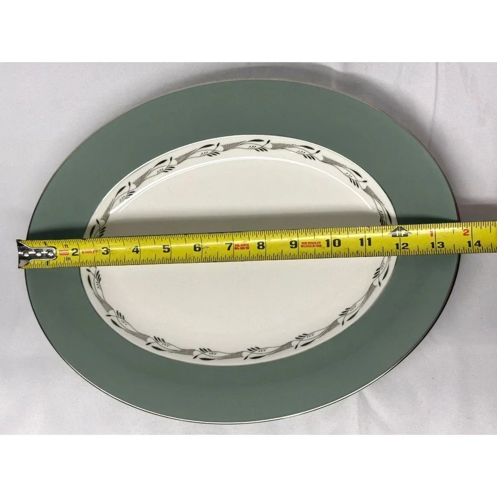 Wedgwood Halford Bone China Large Oval Serving Platter 13.75
